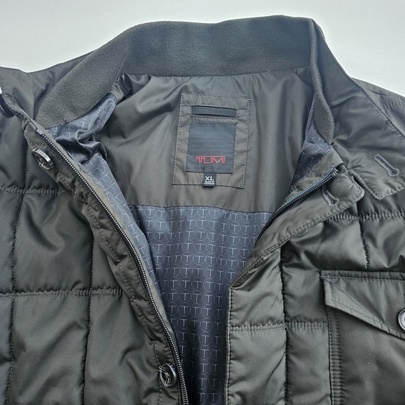 Tumi Men's Quilted Puffer Jacket XL - Picture 5 of 13